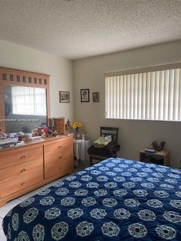 8851 NW 119th St 1113-1, Hialeah Gardens, FL 33018