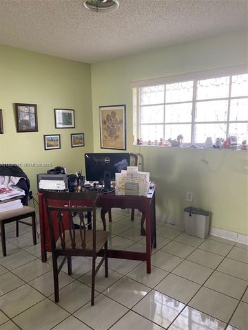 8851 NW 119th St 1113-1, Hialeah Gardens, FL 33018