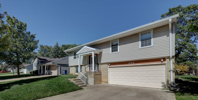 276 E Wrightwood Avenue, Glendale Heights, IL 60139