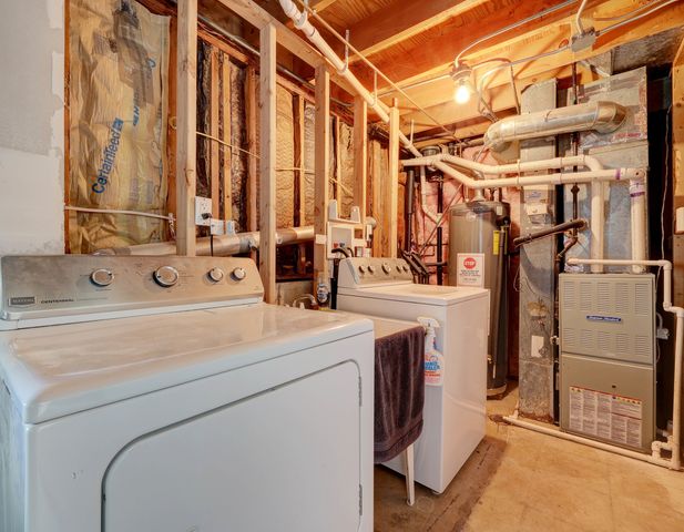 276 E Wrightwood Avenue, Glendale Heights, IL 60139