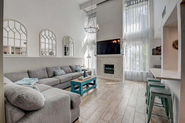 6595 Parkview Drive A, Boca Raton, FL 33433