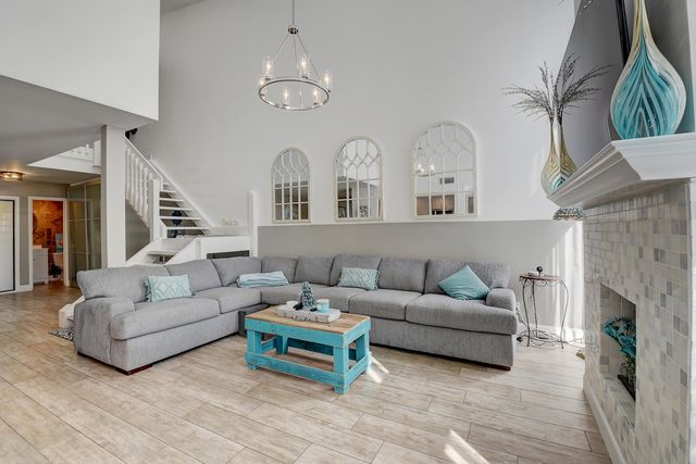 6595 Parkview Drive A, Boca Raton, FL 33433