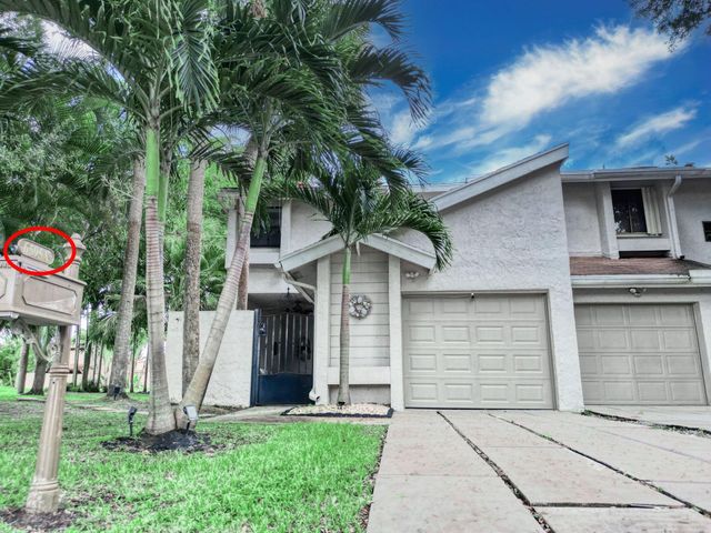 6595 Parkview Drive A, Boca Raton, FL 33433