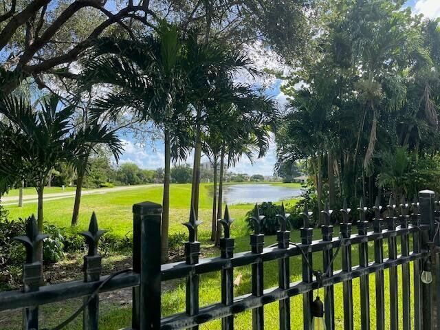 6595 Parkview Drive A, Boca Raton, FL 33433