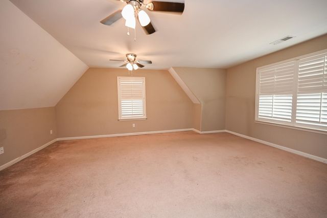 5093 LAUREL SPRINGS DR, Memphis, TN 38125