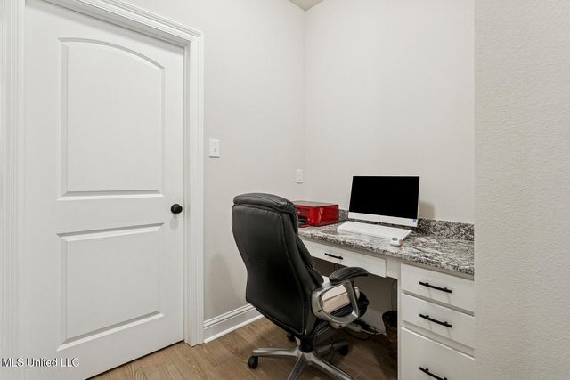 1 Bear Point Way, Long Beach, MS 39560