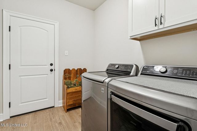 1 Bear Point Way, Long Beach, MS 39560