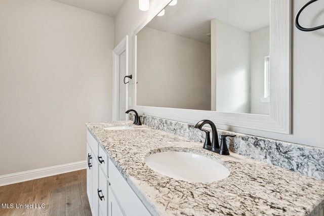 1 Bear Point Way, Long Beach, MS 39560