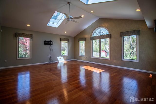 142 Monmouth Road, Monroe, NJ 08831