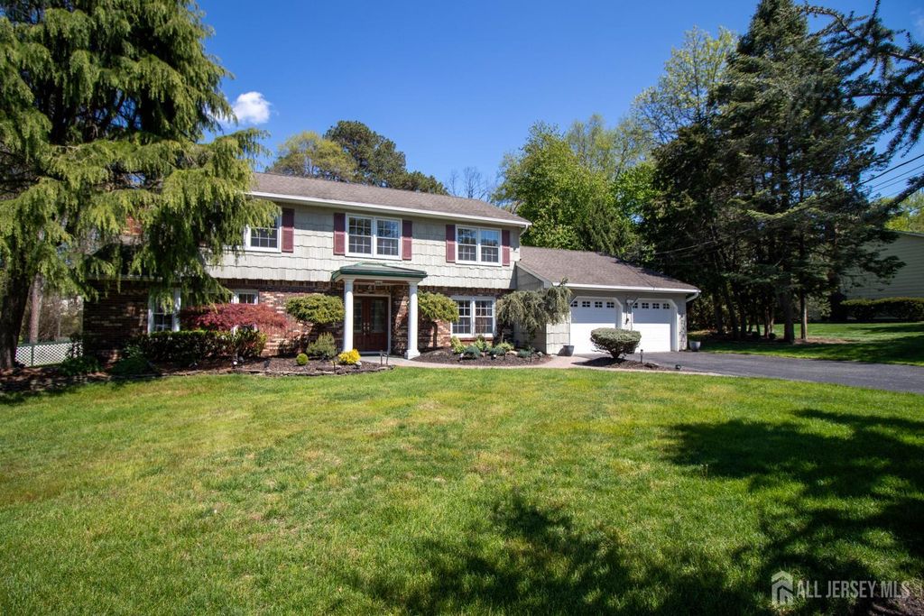 142 Monmouth Road, Monroe, NJ 08831