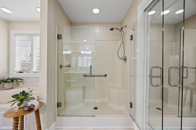 112 Lake Point Drive, Richmond, KY 40475