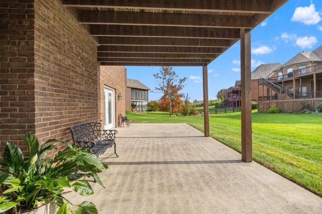 112 Lake Point Drive, Richmond, KY 40475