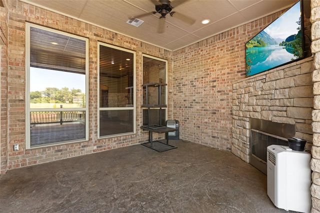 1316 Katelyn Court, Yukon, OK 73099
