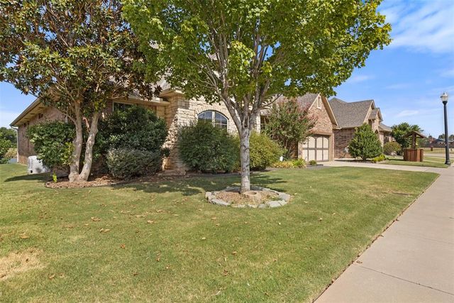 1316 Katelyn Court, Yukon, OK 73099
