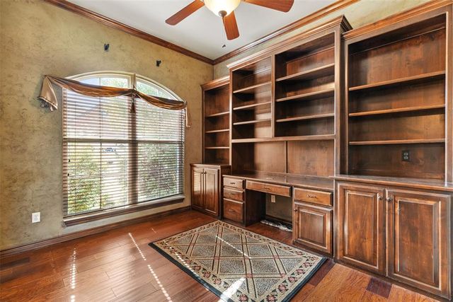 1316 Katelyn Court, Yukon, OK 73099