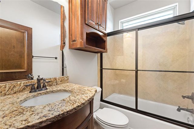 1316 Katelyn Court, Yukon, OK 73099