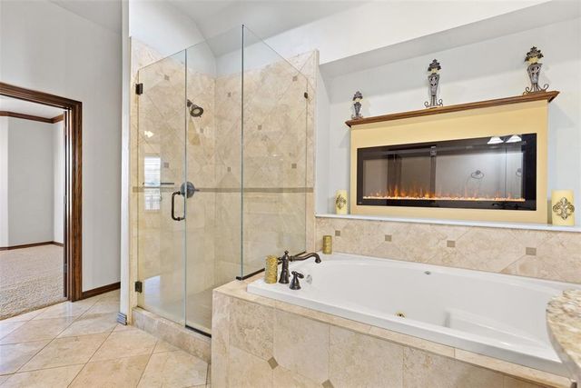 1316 Katelyn Court, Yukon, OK 73099