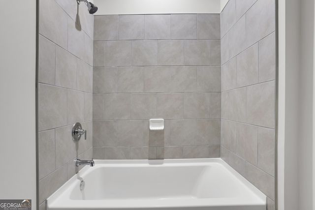 324 Sunset Hollow Street, Sugar Hill, GA 30518