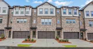 324 Sunset Hollow Street, Sugar Hill, GA 30518
