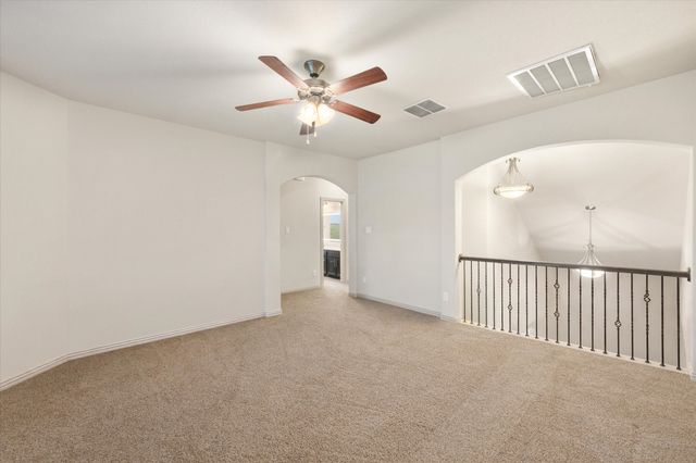 8222 Holly Hock Drive, Arlington, TX 76001