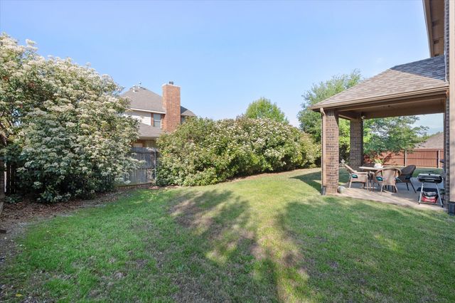 8222 Holly Hock Drive, Arlington, TX 76001