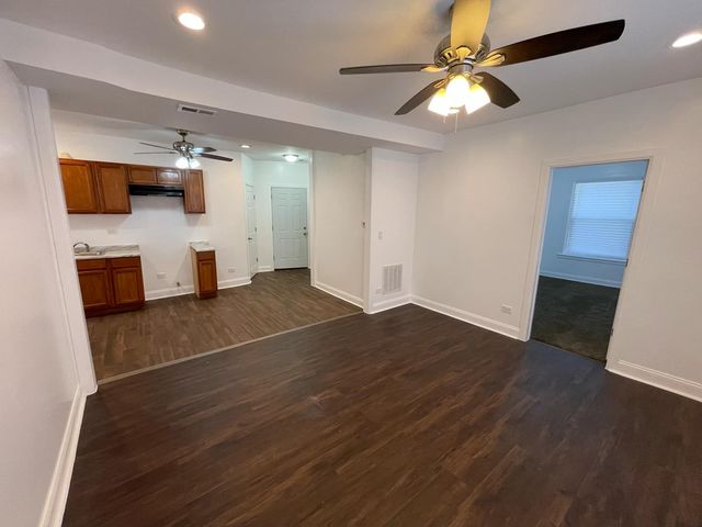 1635 W 57th Street 1, Chicago, IL 60636