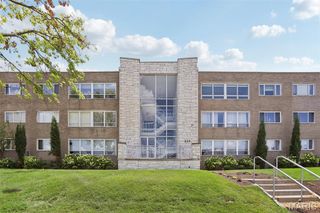 520 S Brentwood Boulevard 3A, St Louis, MO 63105