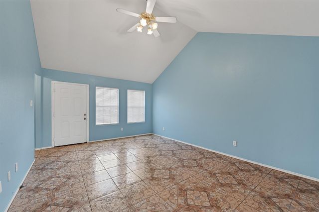 5518 Rio Ramos Street, Rosharon, TX 77583