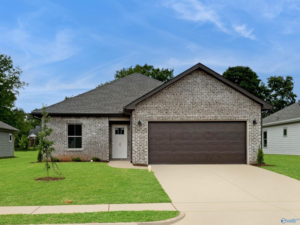 232 Granby Lane, Huntsville, AL 35811