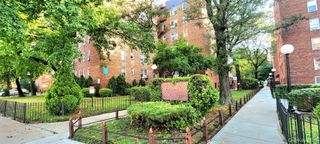65-35 Yellowstone Boulevard 1D, Forest Hills, NY 11375