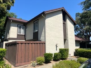 161 Fairoaks Dr, Vacaville, CA 95688
