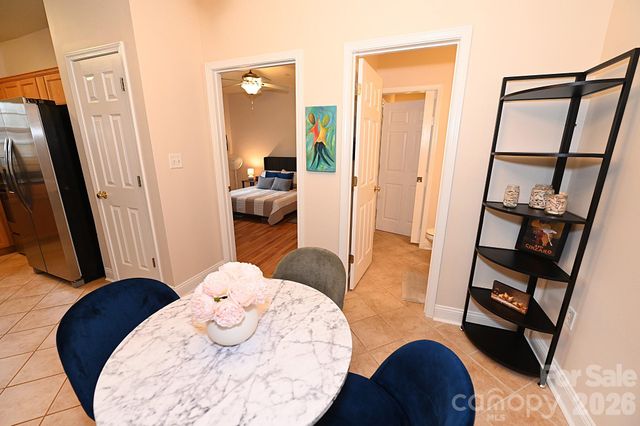 1360 21st Avenue NE, Hickory, NC 28601