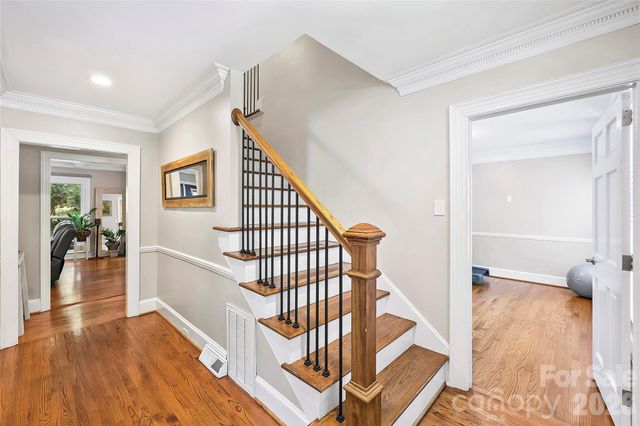 5525 Lancelot Drive, Charlotte, NC 28270