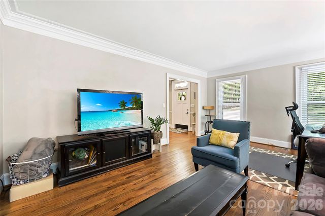 5525 Lancelot Drive, Charlotte, NC 28270