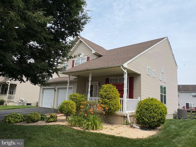 6 LOTUS CIR N, Bear, DE 19701