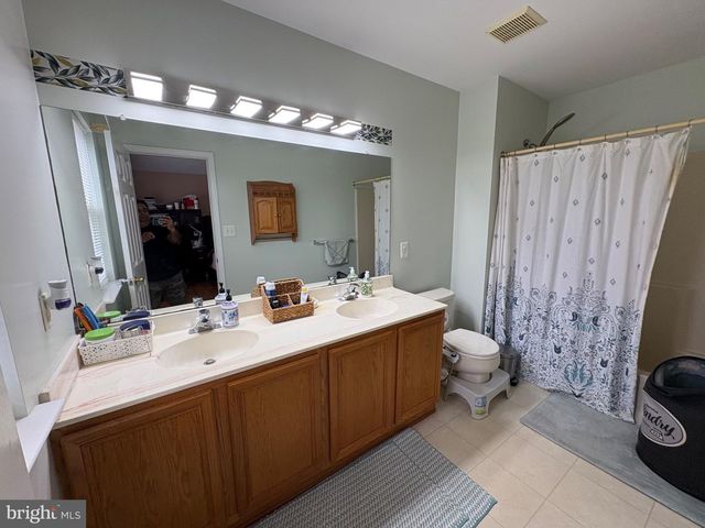 6 LOTUS CIR N, Bear, DE 19701