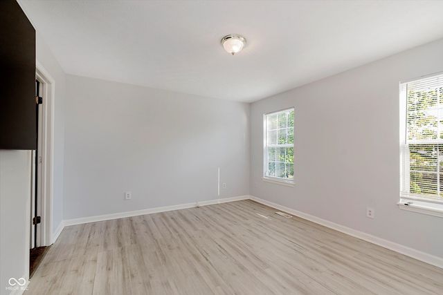 5211 Pike Creek Lane, Indianapolis, IN 46254