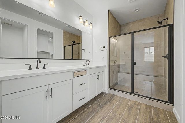 8042 W GRANADA Road, Phoenix, AZ 85035