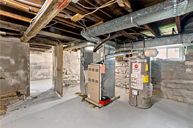 428 Card Ave, Wilmerding, PA 15148