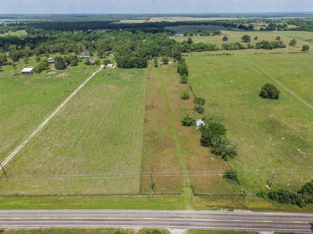 37880 Fm 1736 Road, Hempstead, TX 77445