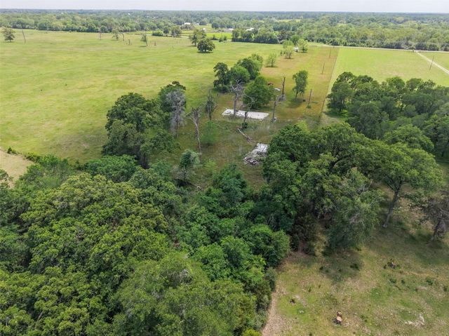 37880 Fm 1736 Road, Hempstead, TX 77445