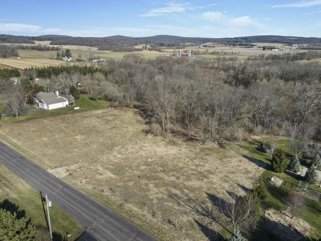 N4648 Allan Road, Portage, WI 53901