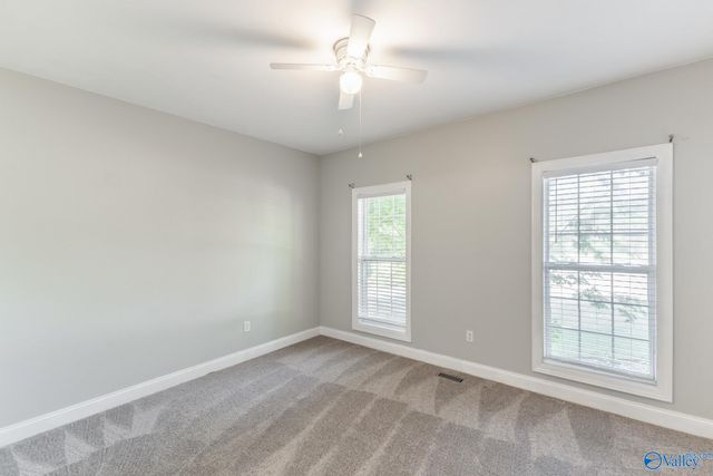 4404 Hidden Lake Drive, Owens Cross Roads, AL 35763