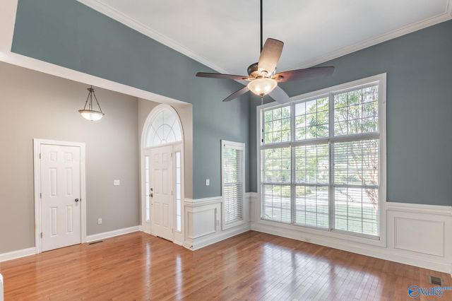 4404 Hidden Lake Drive, Owens Cross Roads, AL 35763