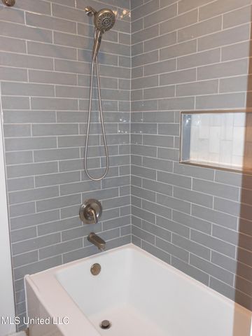 307 Northtown Drive, Jackson, MS 39211