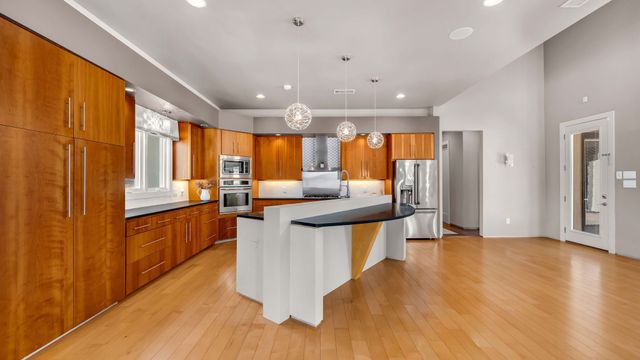 1401 Long And Winding Road, Mansfield, TX 76063