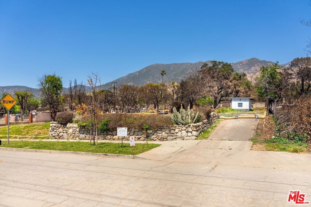 Image 1 of property listing at 27 W Palm Street, Altadena, CA 91001