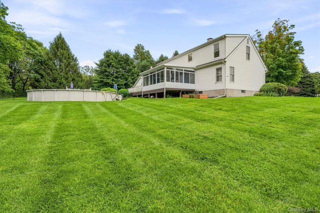 5 Libra Lane, Wallkill, NY 12589