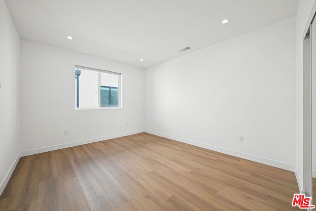 13694 Erwin Street A, Van Nuys (los Angeles), CA 91401
