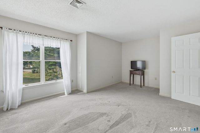 55 Dartmoor Road 55, Enfield, CT 06082